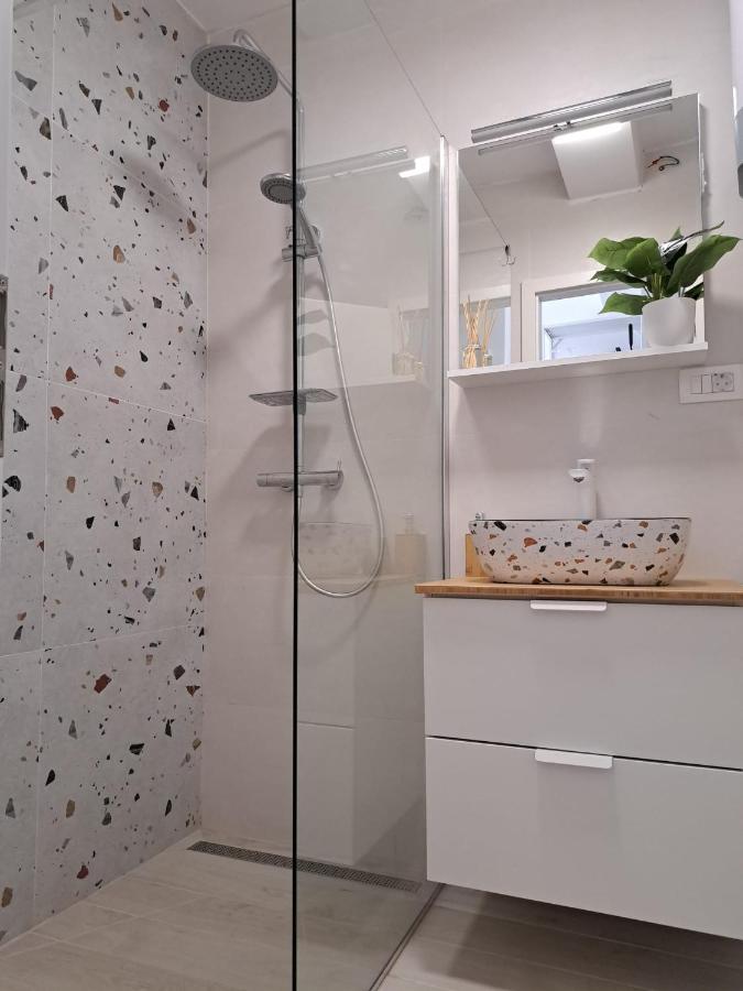 Ida View Apartment Hvar Town Bagian luar foto